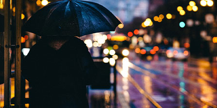 河床重点培养年轻力量，迎战强敌有备无患